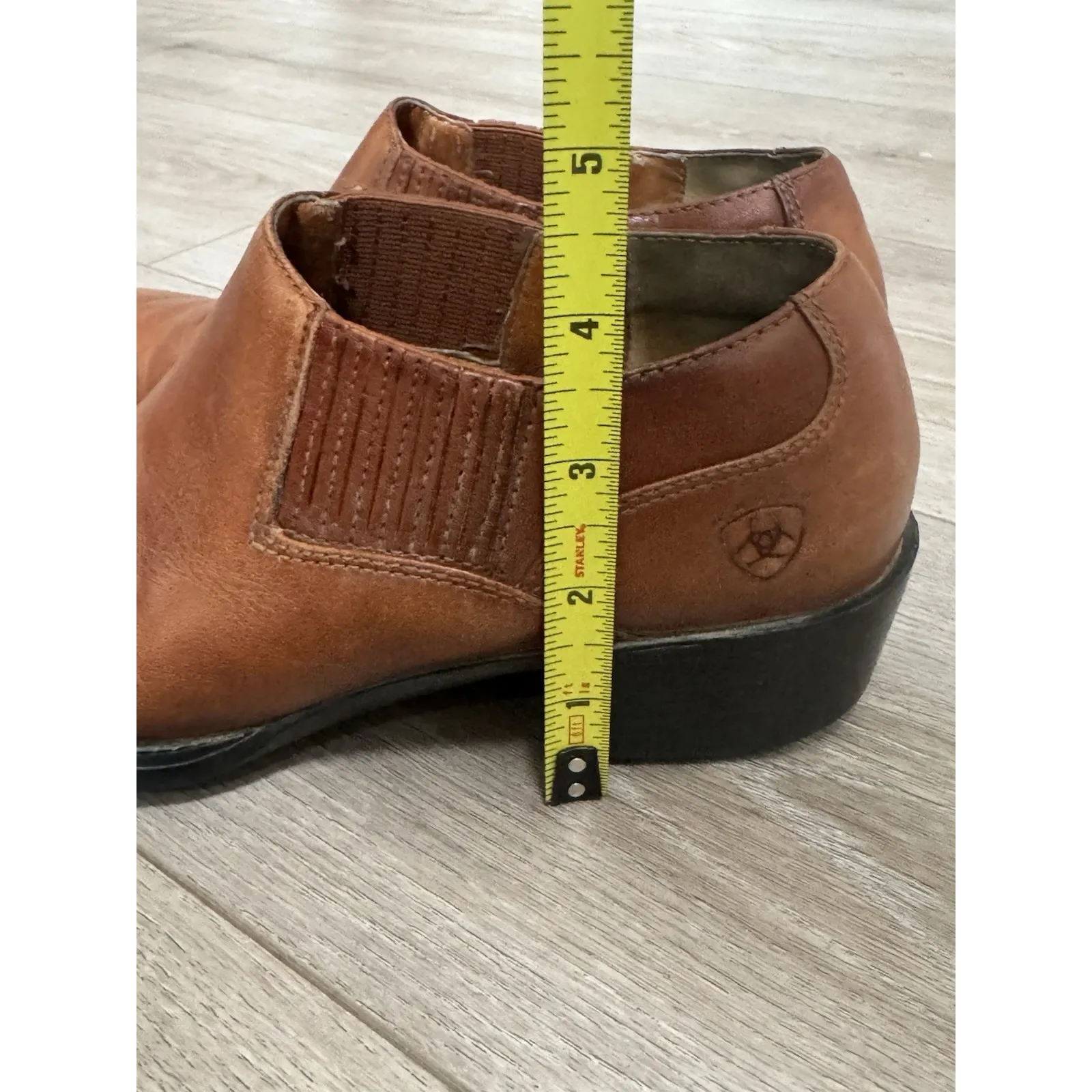 Women's Ariat Ankle‎ Booties 6.5 Cognac Leather Excellent Condition - Image 6