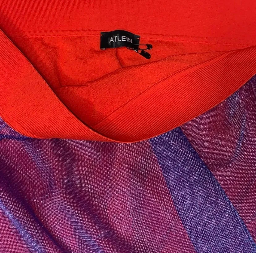ATLEIN Runway Purple & Red Shimmer Shiny Twist Skirt 10 Multiple - Image 6