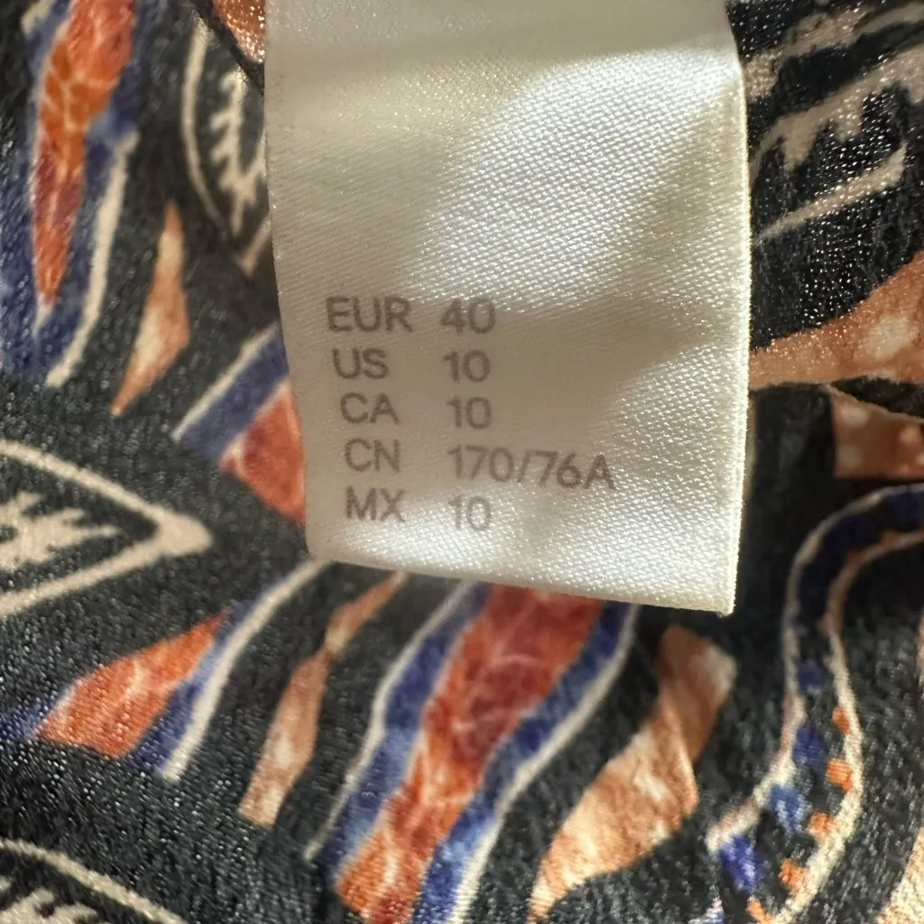 H&M  
Multicolor Patterned jumpsuit - Image 7