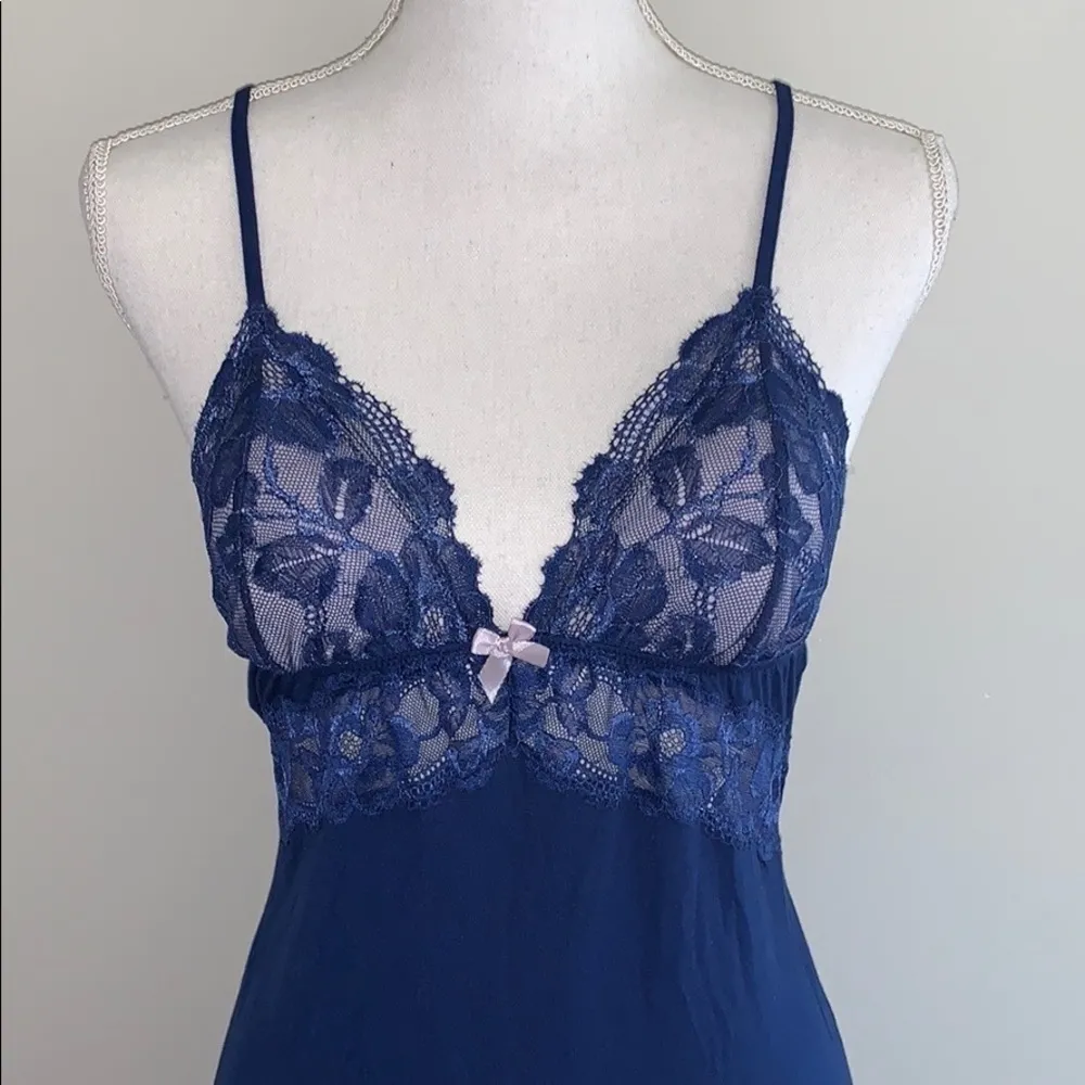 Victoria’s Secret Soft Lace Slip Dress Nightgown - Image 2