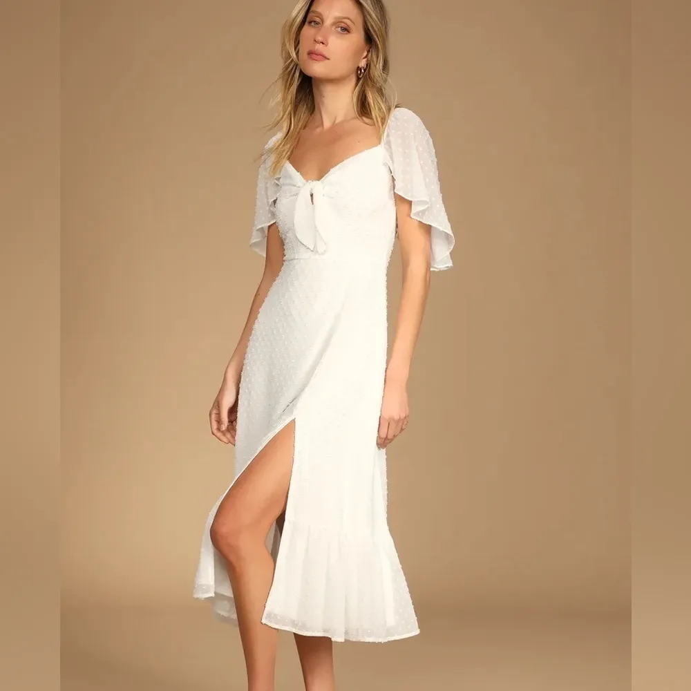 Lulus Only Lovers Swiss Dot Short‎ Cape Sleeve Midi Dress in White Size Medium - Image 4