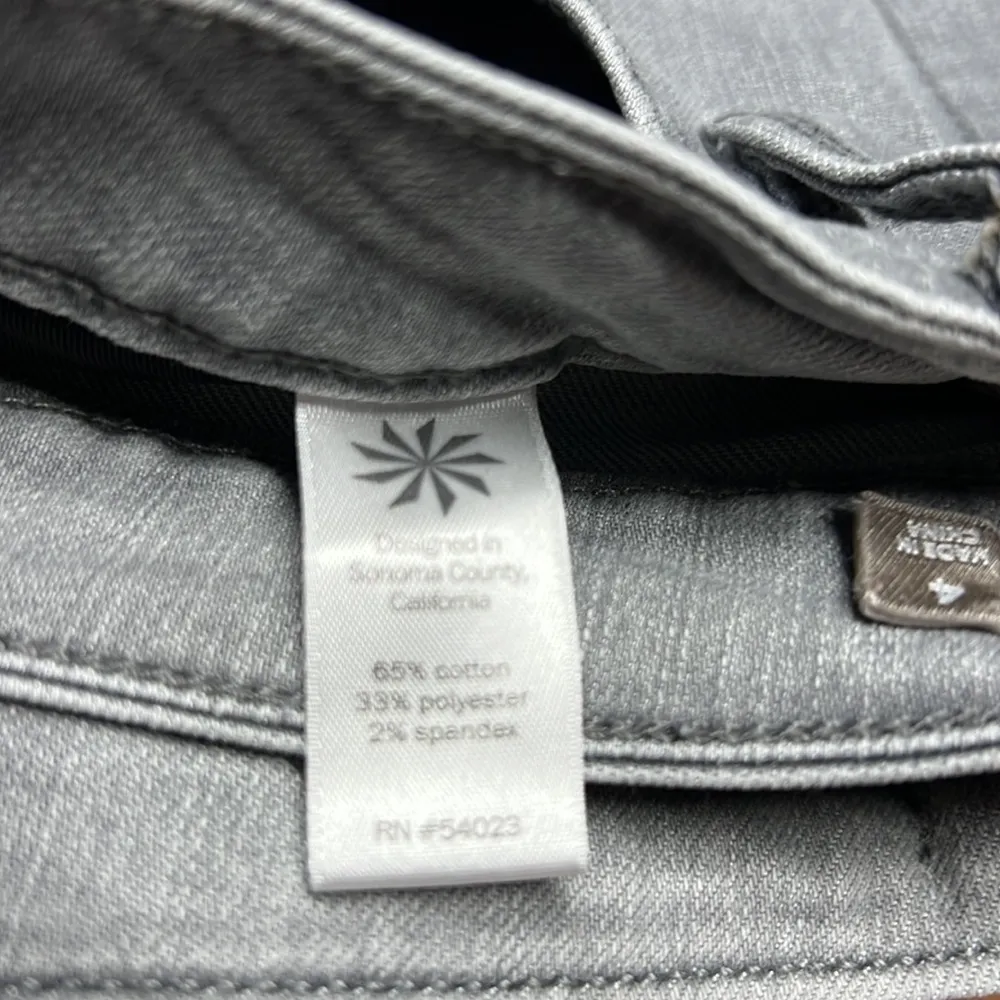 Athleta Sculptek Skinny Jeans in Grey Wash Size 4 - Image 11