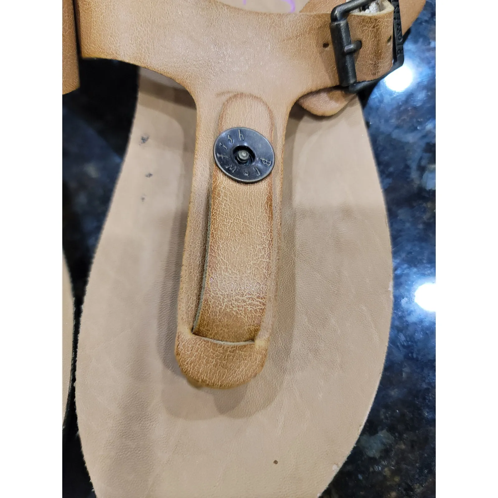 Blowfish Sandals Women's Size 8.5 Tan Brown Casual Comfort Slip On Thong Shoes - Image 7