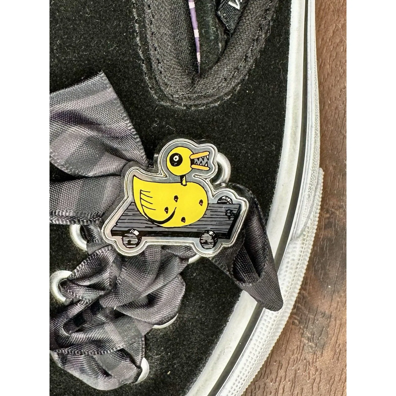 Vans x Disney Nightmare Before Christmas Slip Ons Size 4.5 Mens/6 Women's EUC!!! Black - Image 3