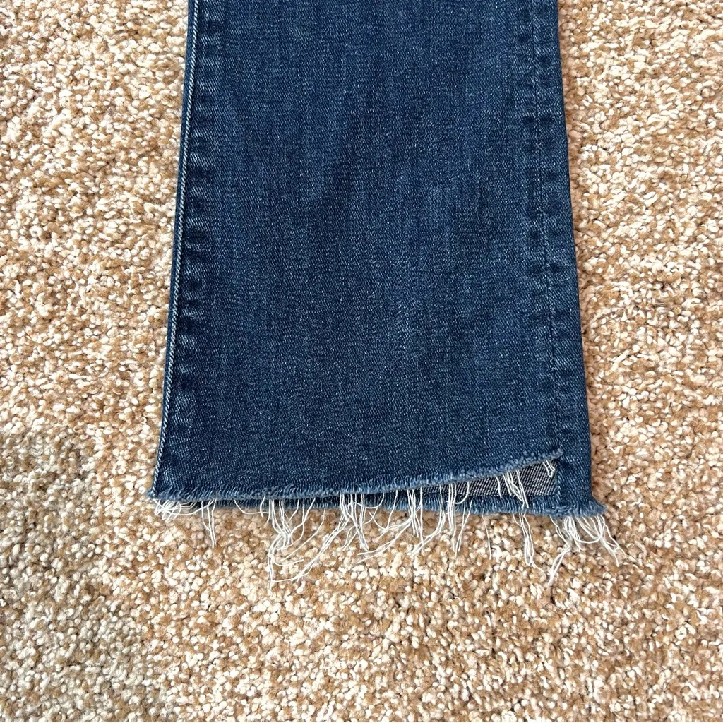 Mother The Insider Crop Step Fray in Royal Treatment Medium Dark Wash Size 24 - Image 9