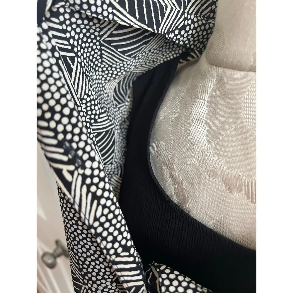 Notations Geometric Print Short Sleeve Button Up Large - Image 8