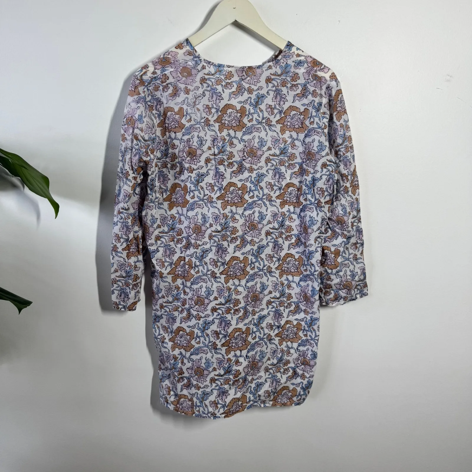 Roberta Roller Rabbit Top Women M White Blue Floral Tunic 3/4 Sleeve 100% Cotton - Image 2