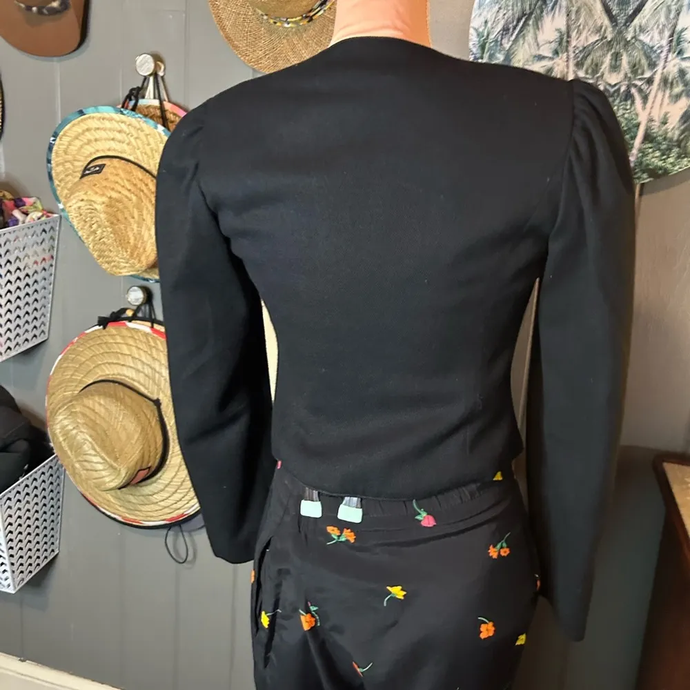 Vintage MG Concepts Wool Cropped Jacket w/ Frog Closure Small Black - Image 7