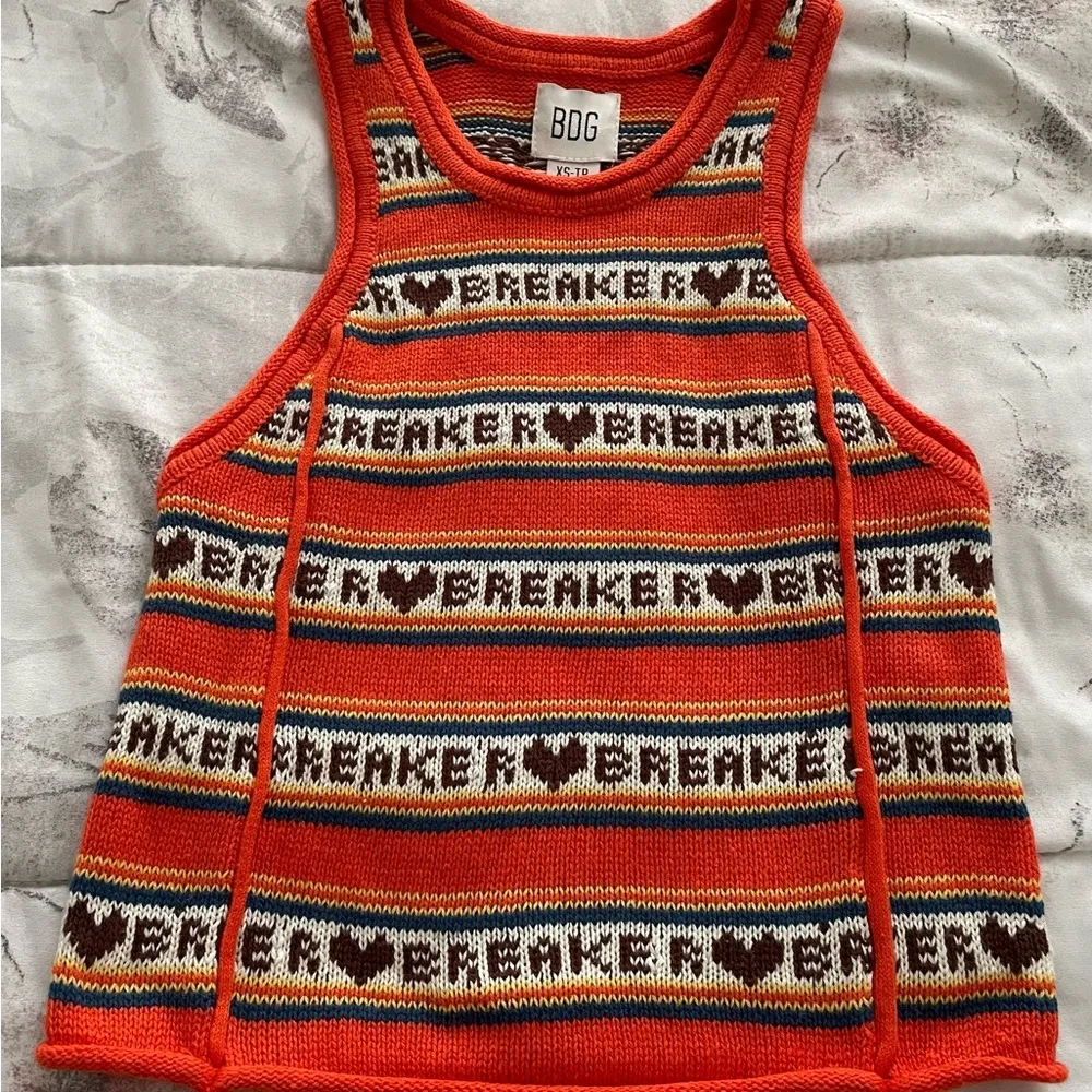 BDG Urban Outfitters Heart Breaker Orange brown knit cropped vest top, size XS - Image 13
