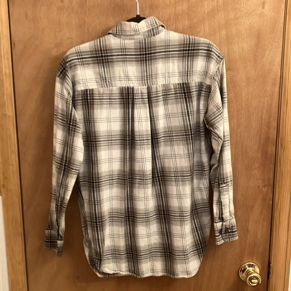 Alpine design cream, grey, and white flannel shirt size woman’s XS - Image 7