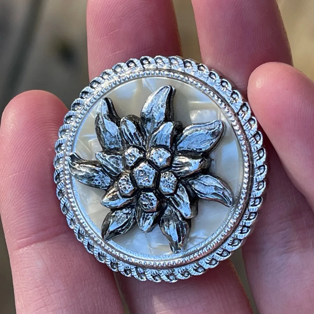 Vintage Gold and Silver Tone Floral Scarf Clip West Germany mop - Image 7