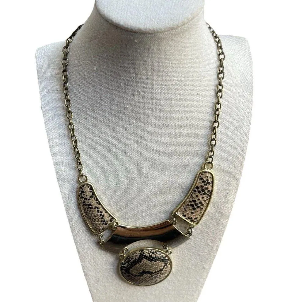 Vintage Mark By Avon Statement Necklace Snakeskin Boa Necklace Women’s Sz 20” Gold - Image 2