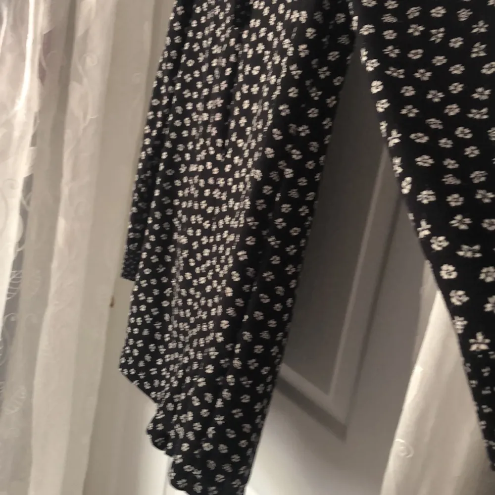 Zara mini romper, size small - Image 6