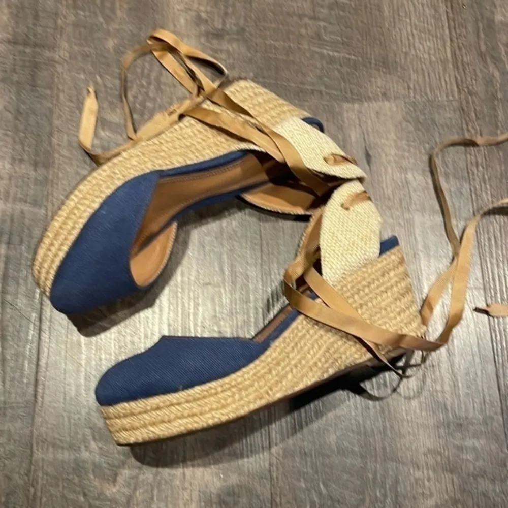 Schutz  lace up wedge Espadrille sandals - Image 4