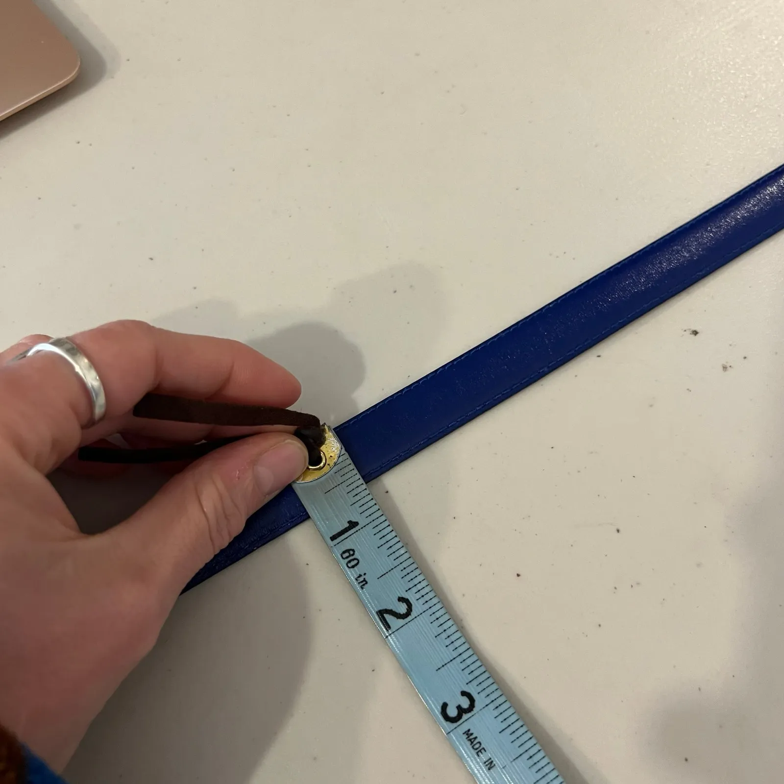 90s Liz Claiborne Blue Genuine Leather Thin Skinny Gold Buckle Belt Size XS - Image 6