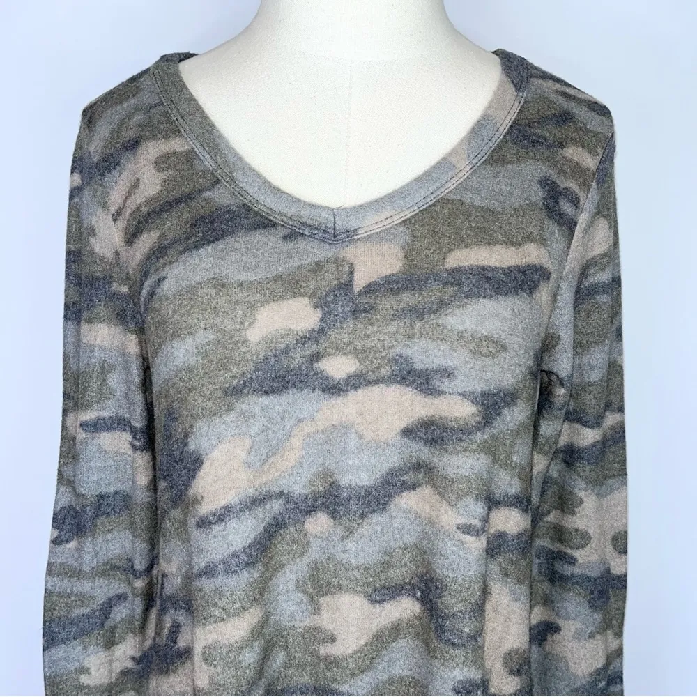 RAE MODE Green Camo Super Soft Long Sleeve V - Image 2
