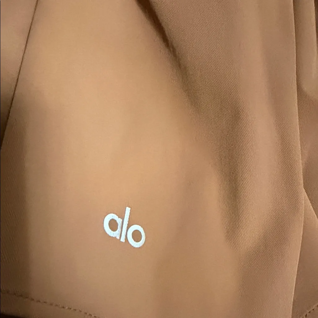 ALO Yoga Brown Cropped take me out jacket button down sold out color - Image 5