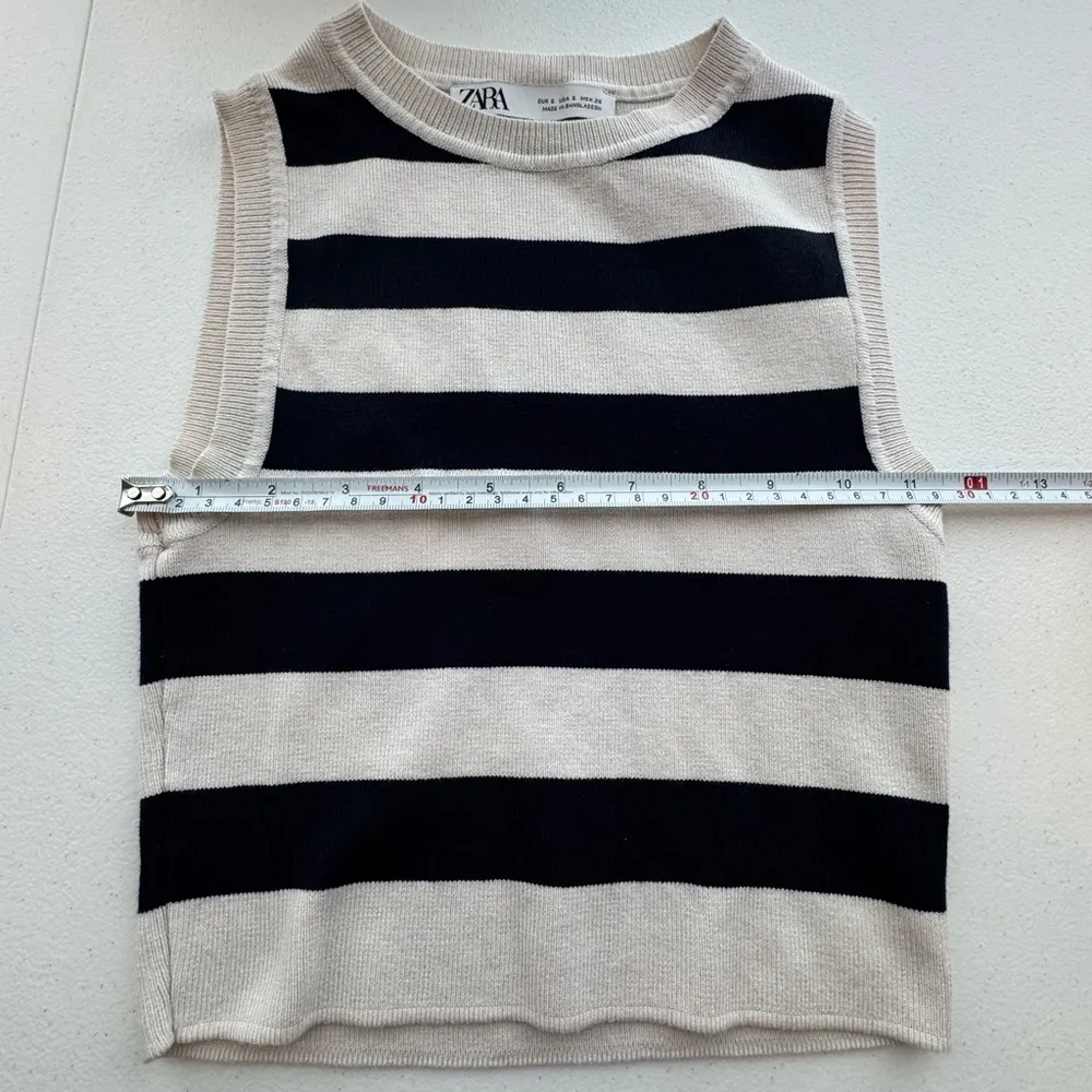 Zara Crop Tops Set of Three Size Small - Image 5