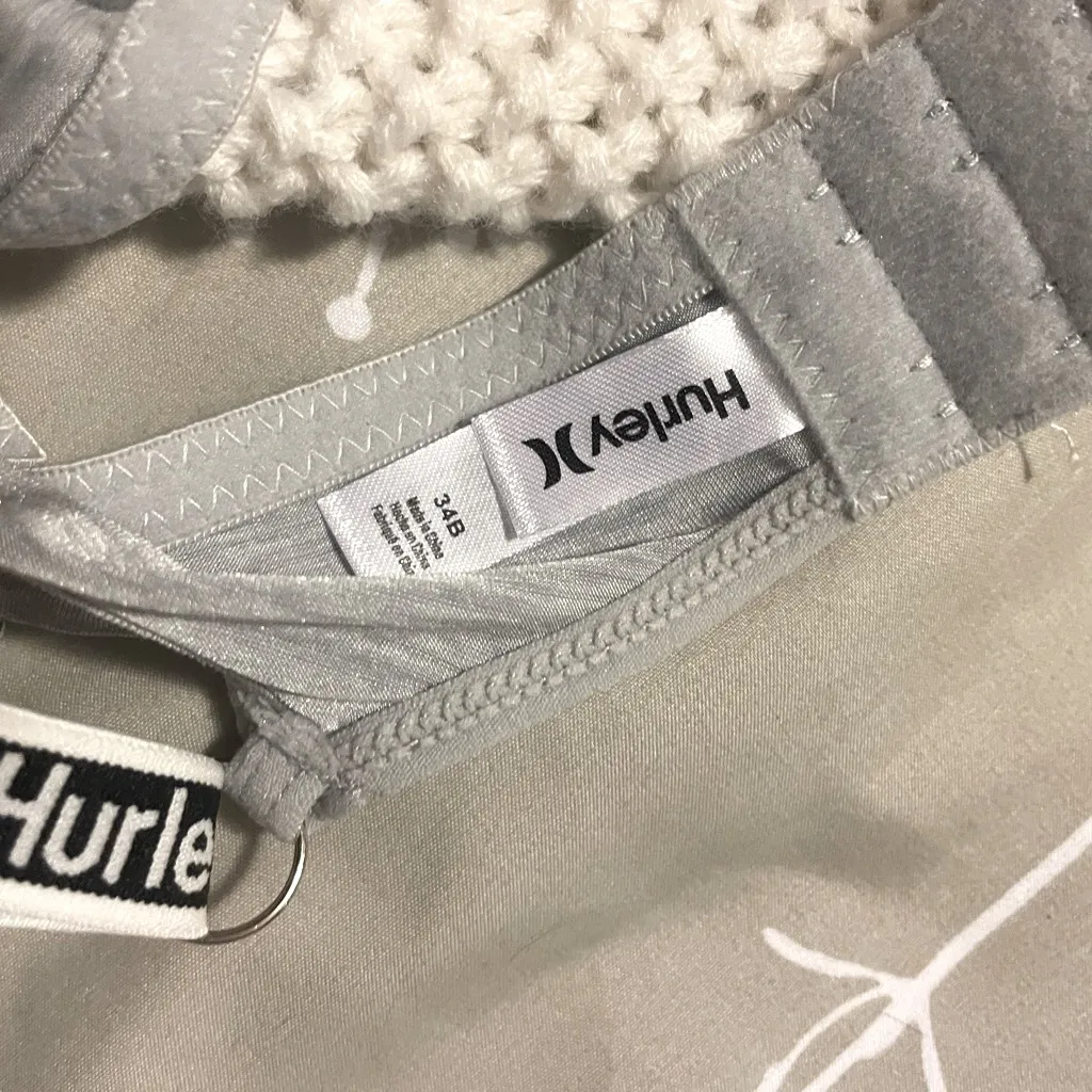 Hurley Gray Silver ‎ Wireless Bra 34B - Image 3