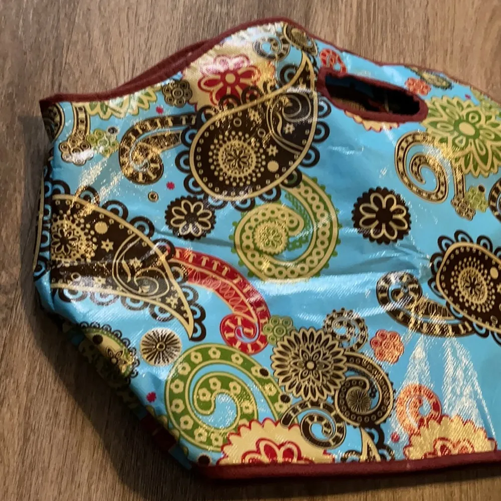 Insulated Tote Bag Blue - Image 9