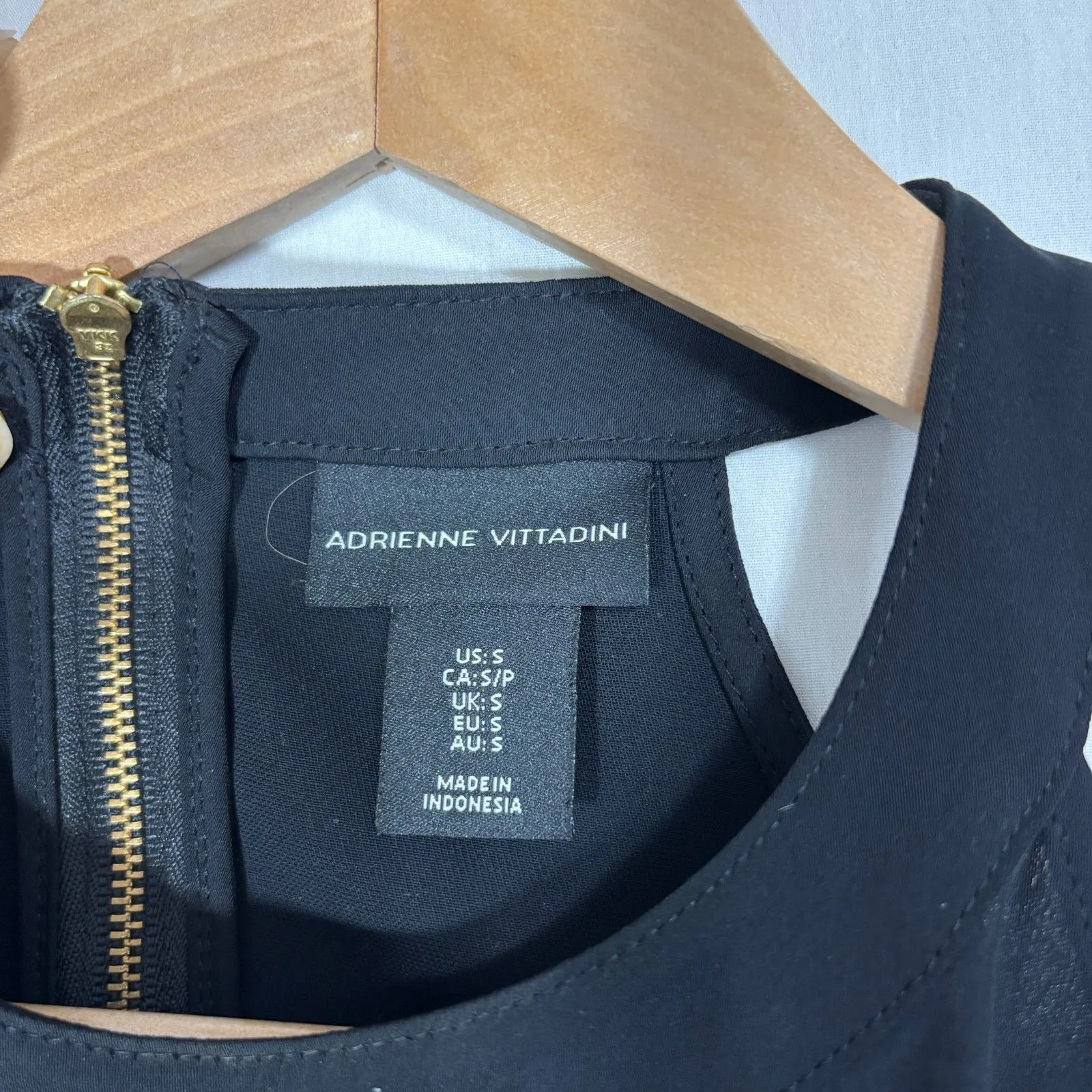 Adrienne Vittadini Halter Shift Dress Womens S Black LBD Classic Elegant Wedding - Image 6