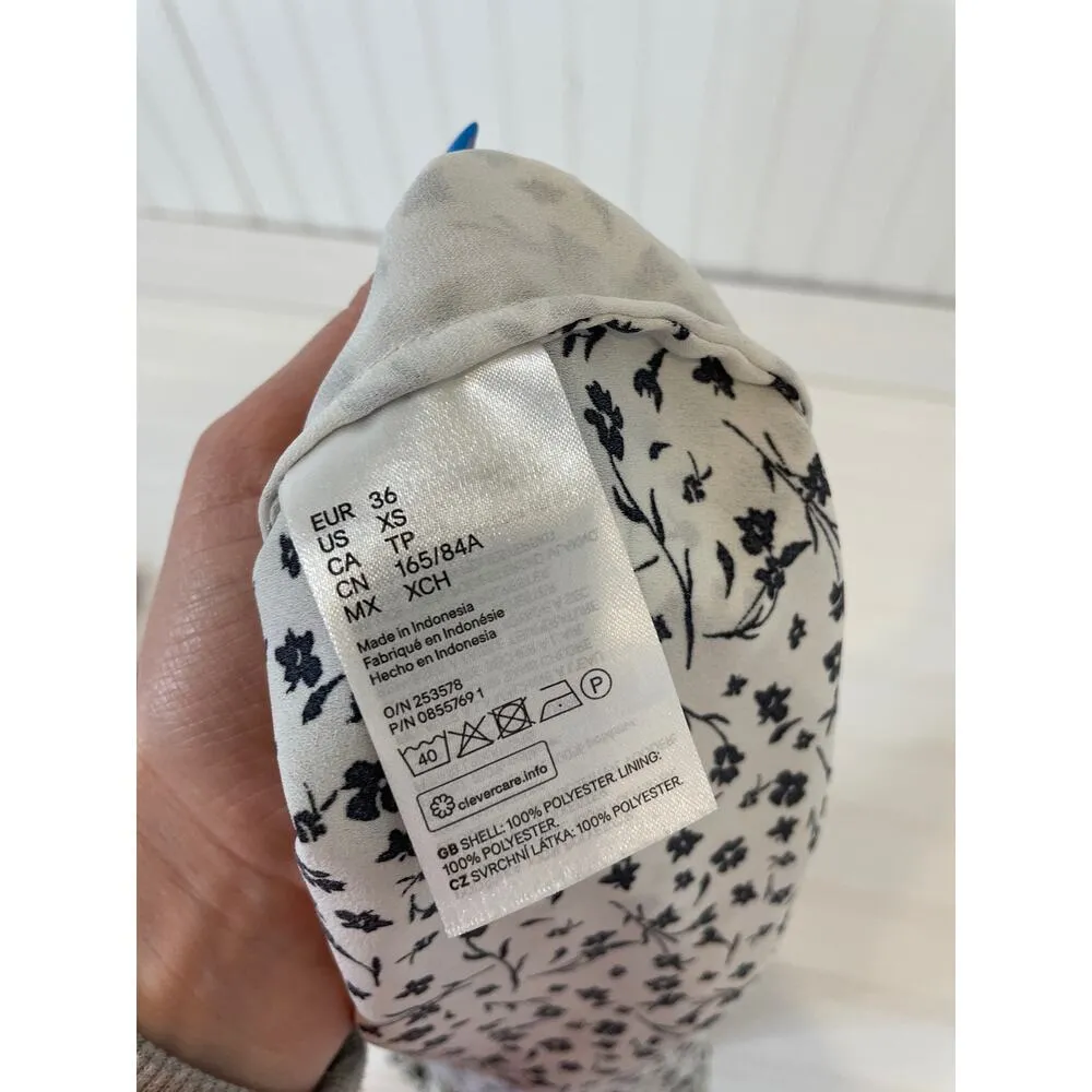 New York Co & H&M White Floral Top & Red Pullover Blouse Bundle Womens Size XS - Image 14