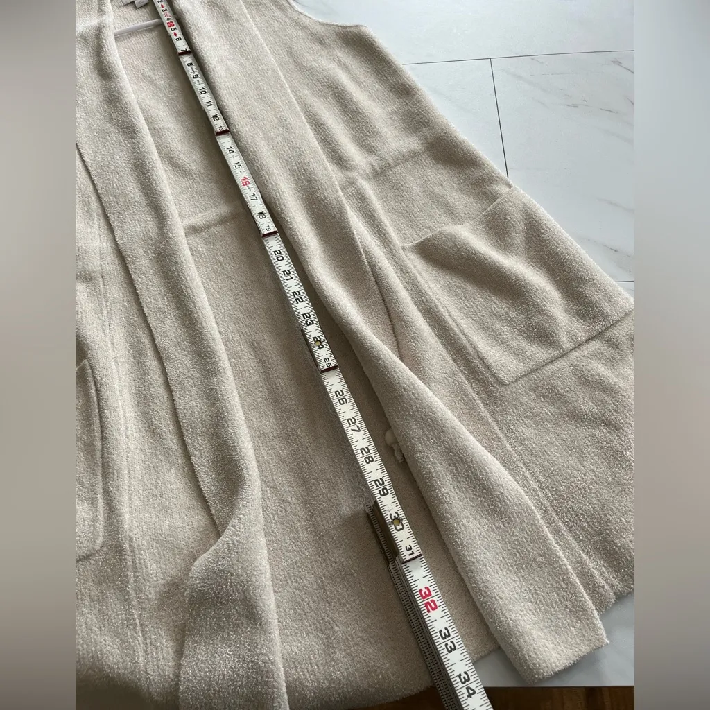 Barefoot Dreams CozyChic Ultra Lite Shawl Vest in cream off white Size small - Image 10