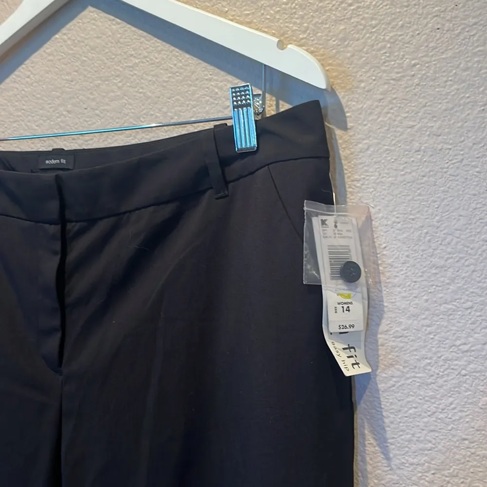 New Attention Women’s Mid Rise Modern Fit Black Slacks Unlined Size 14 NWT - Image 5