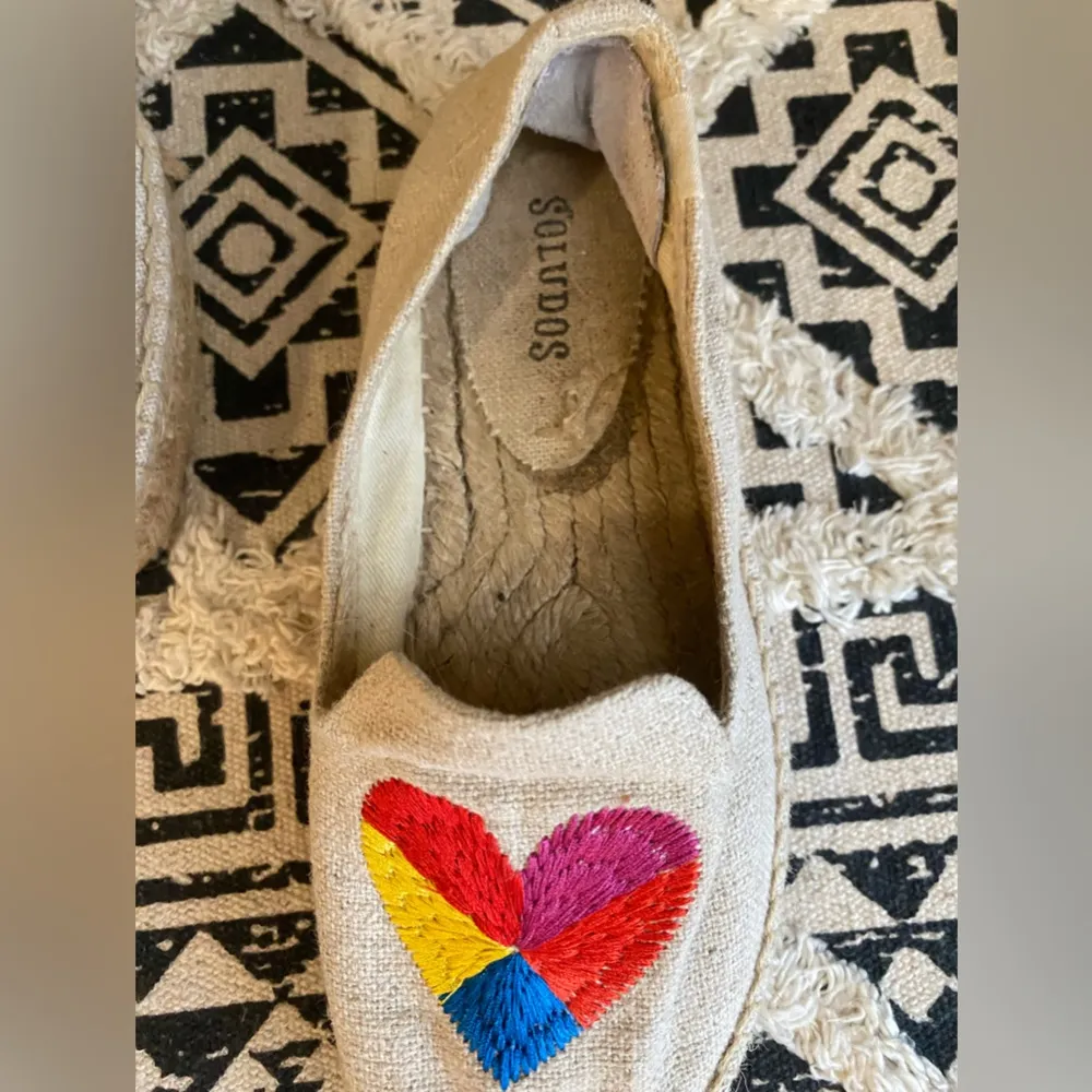 Soludos Embroider Rainbow Heart Canvas Espadrilles, Size 5 - Image 2