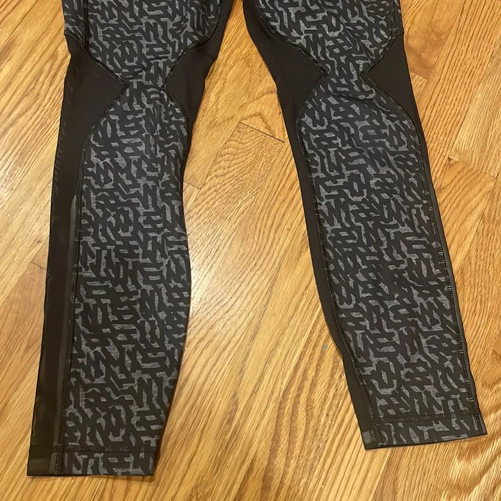 lululemon athletica Black Patterned Leggings - Image 2