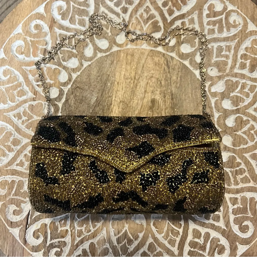 Vintage beaded leopard round bag - Image 2