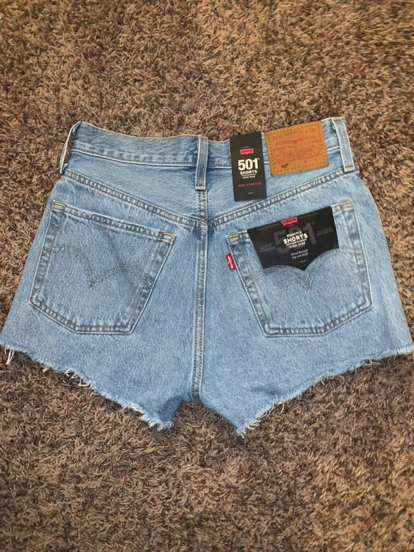 Levi’s High Rise Shorts - Image 2