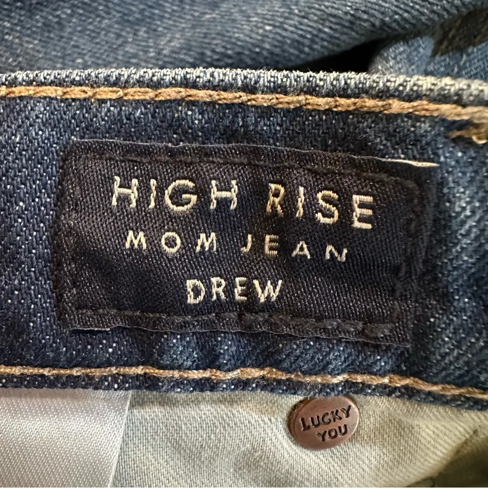 Lucky Brand Women's High Rise Drew Ankle Mom Jeans Size 10 / 30 Blue Distressed - Image 10