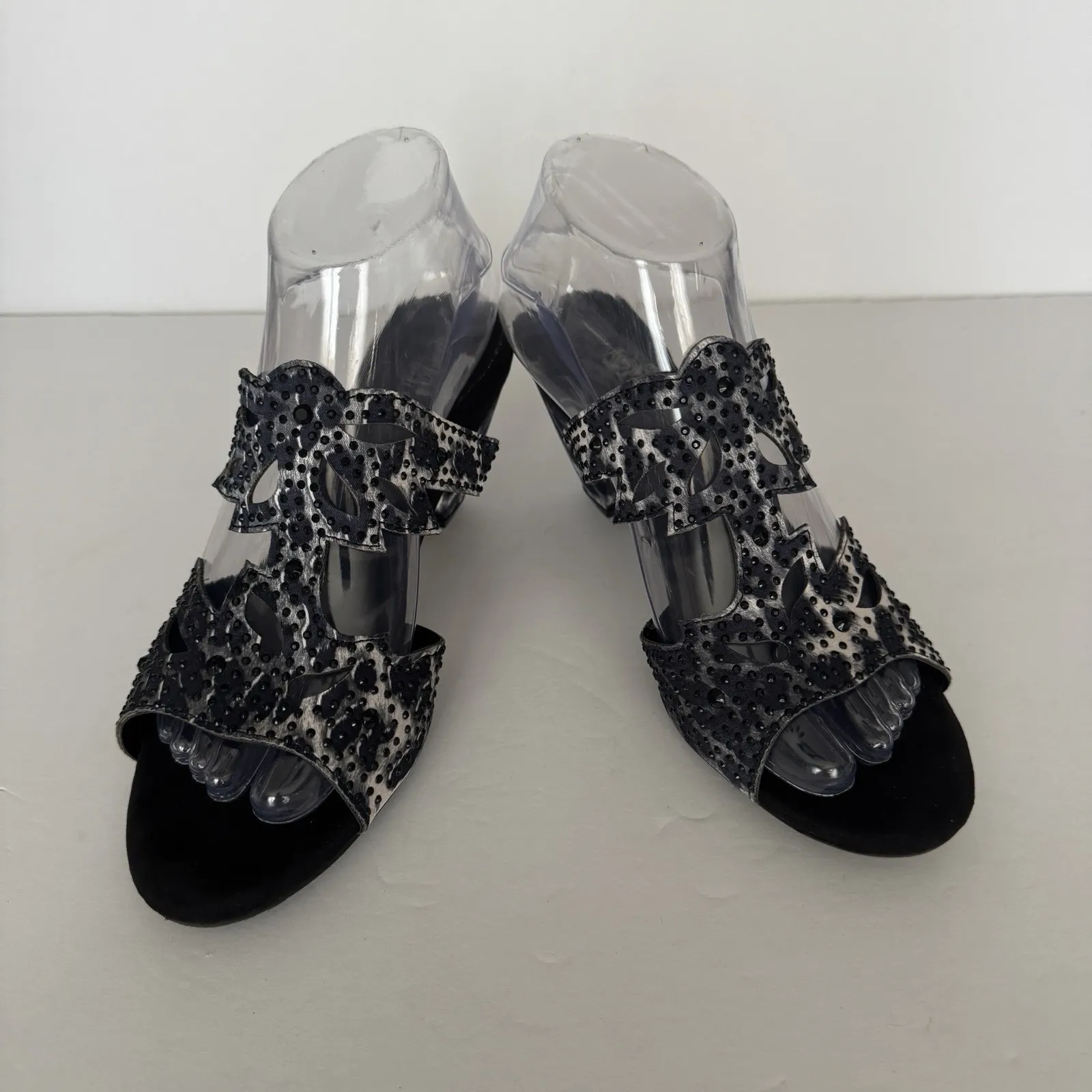 Joan Boyce Heels‎ Women 8 W Black Gray Cheetah Leopard Rhinestone Velour Slide - Image 5