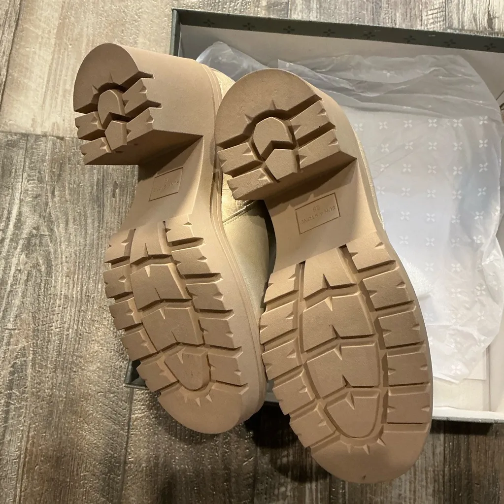 Sun + Stone Cream Ankle Boots with Chunky Heel Size 7.5 - Image 6