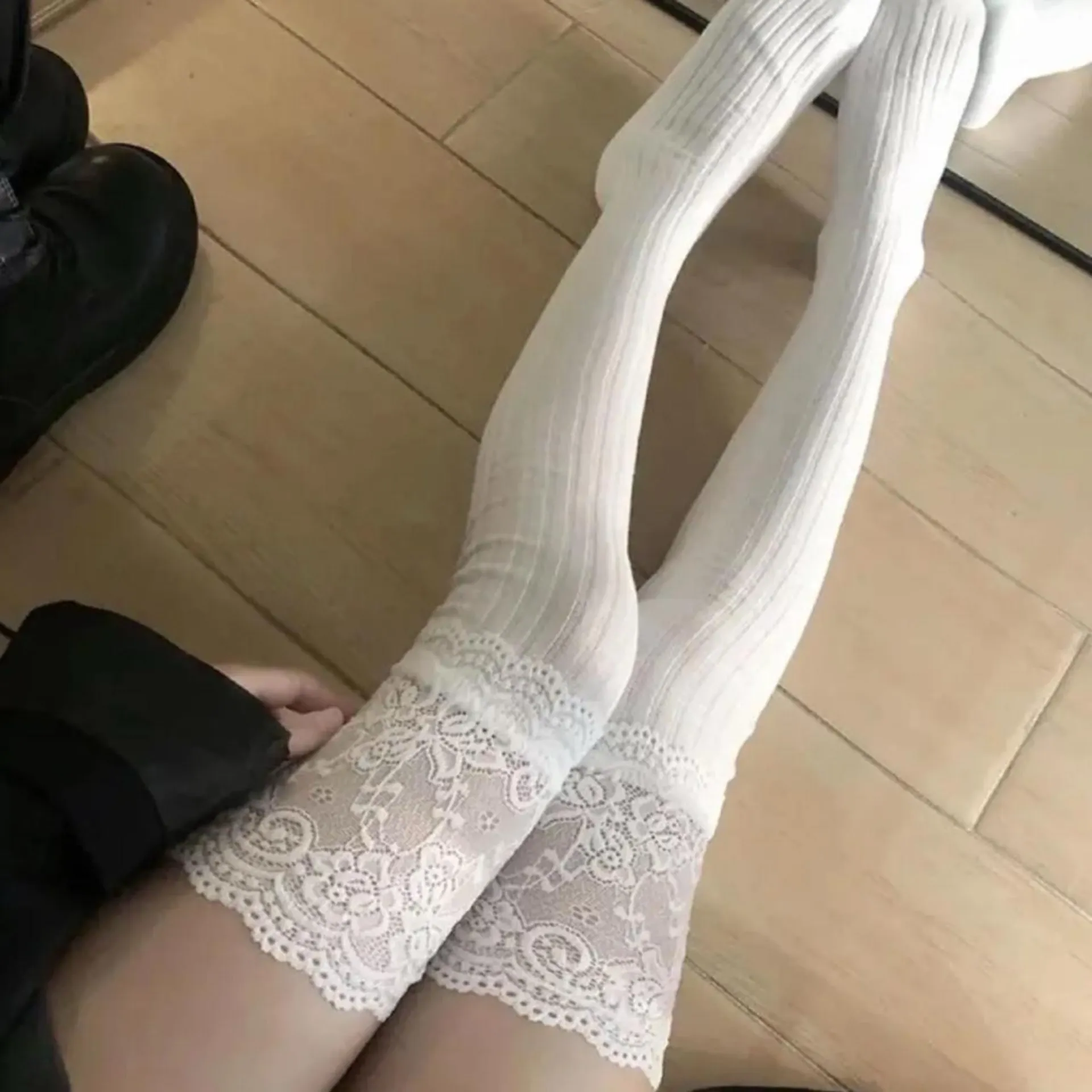 White Lace Top Thigh High Sock - Image 6