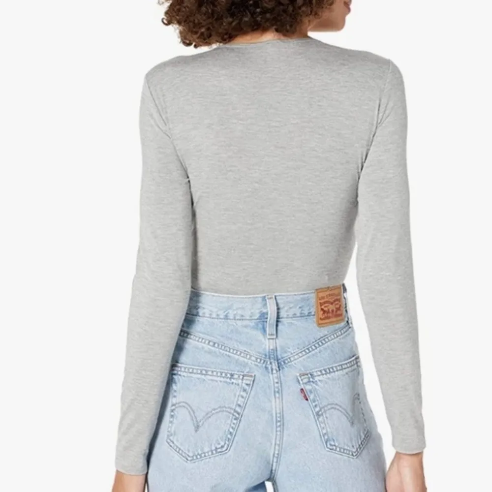 J CREW MERCANTILE HEATHER GRAY CROSSOVER FAUX WRAP BODYSUIT M - Image 4