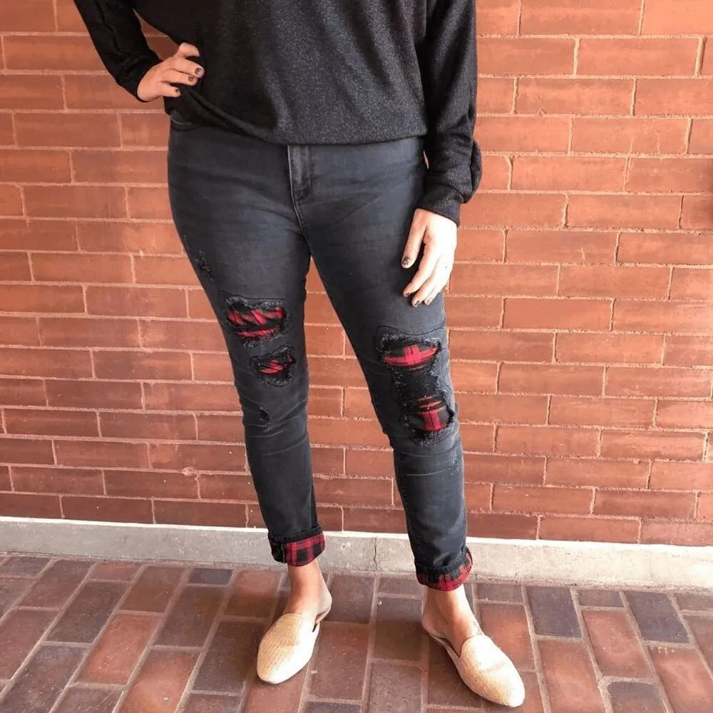 Judy Blue Black Destroyed Buffalo Plaid Patch Skinny Jeans 7/28 - Image 9