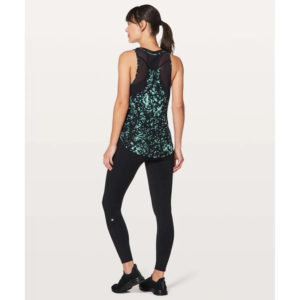 Lululemon Womens Top Sculpt Tank II Pixel Haze Racerback Tank Running Size 2 Black - Image 2