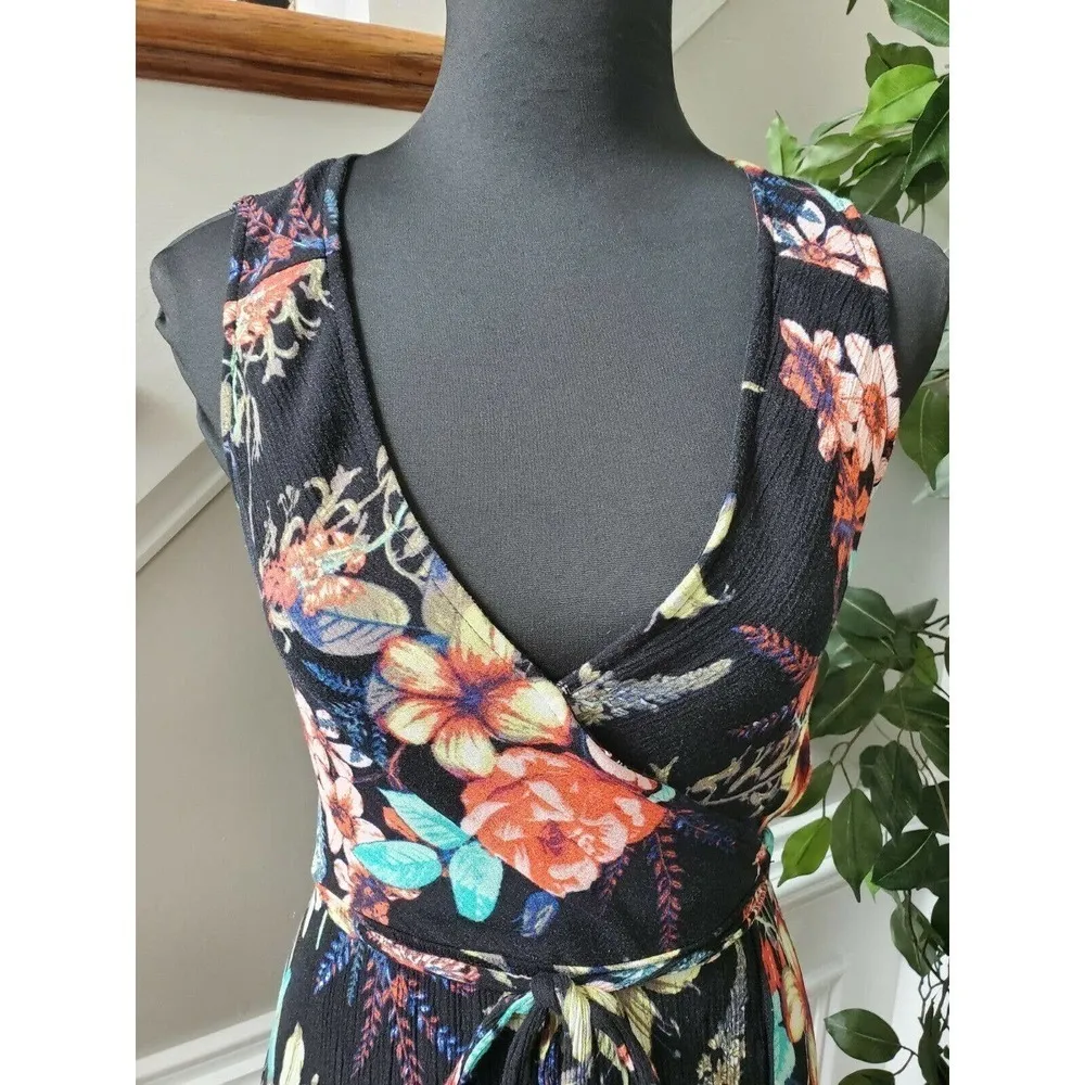 Dance & Marvel Floral Sleeveless V-Neck Wrap Dress - Image 6