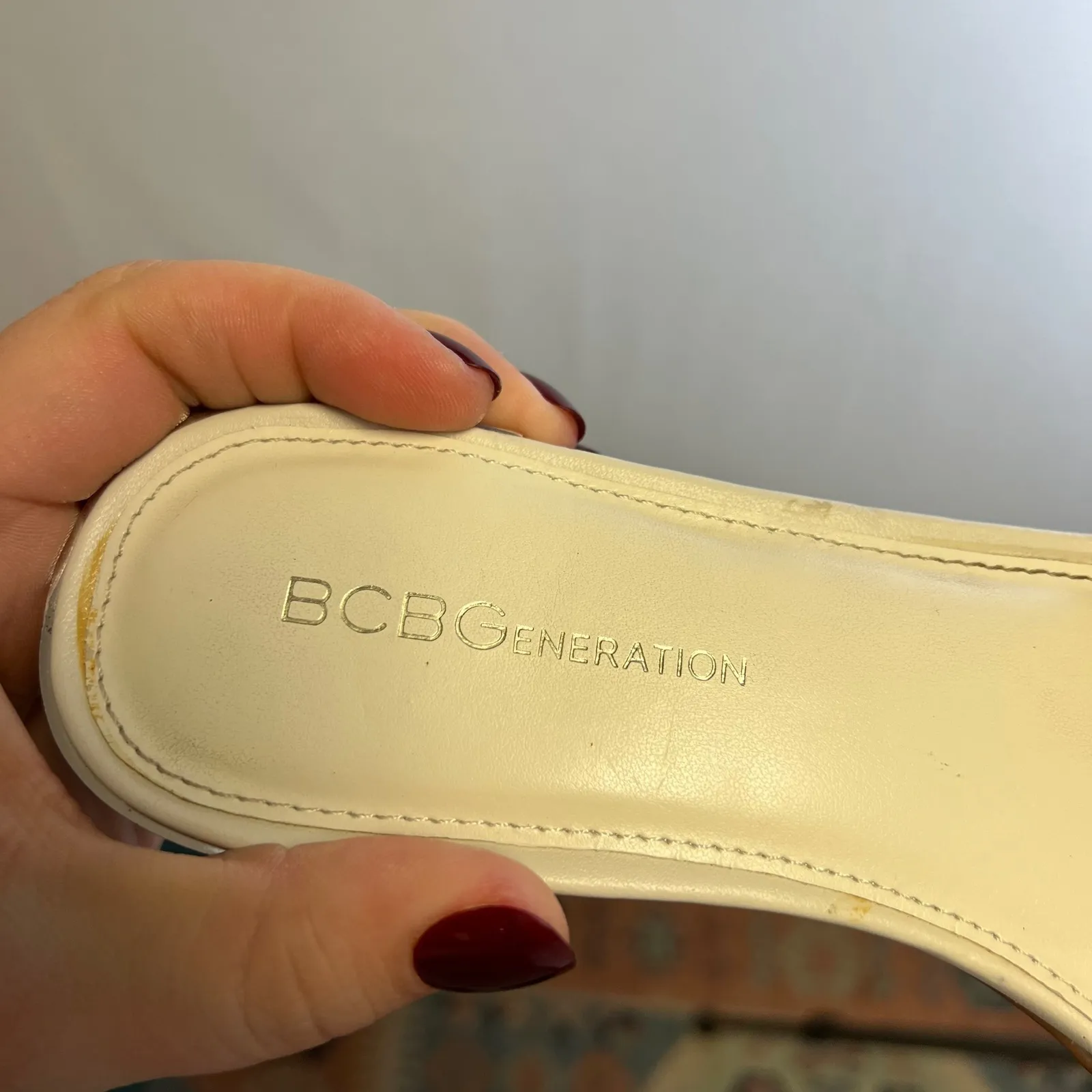 BCBGeneration White Braided Slide Sandals Women Size 8 Block Heel - Image 7