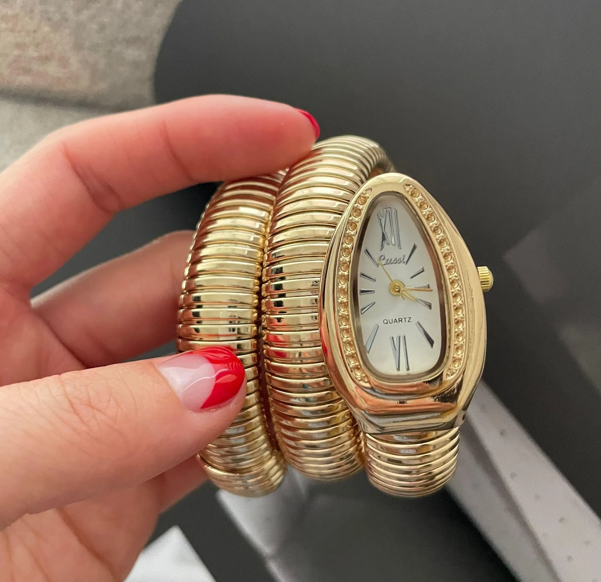 Snake WristWatch, Quartz Movement Snake Watch Gold - Image 2