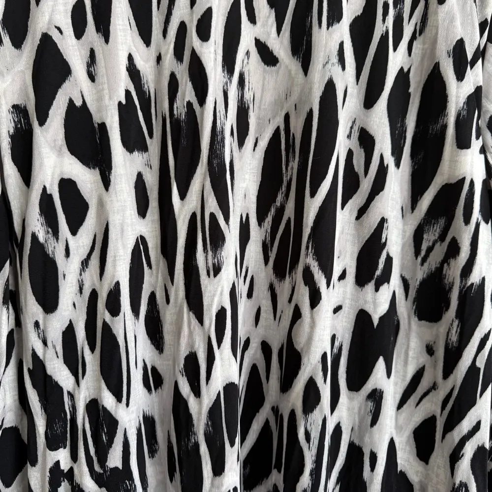 Plus Size 3X Black White Leopard Print Open Front Cardigan Kimono Layering Flowy - Image 8