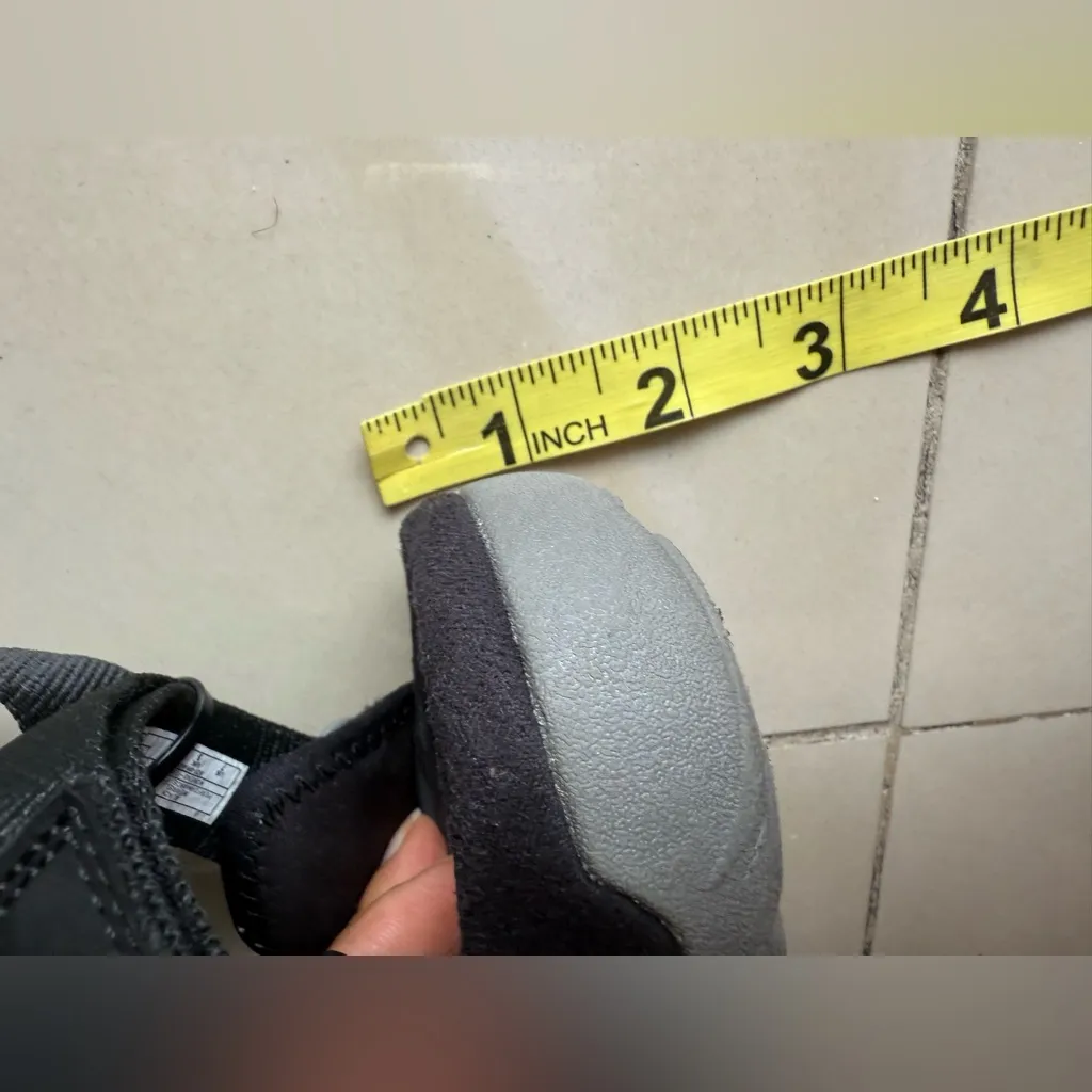 Merrell Women's Terran 3 Cush  Black/White Slide Sandals size 7/ 37 Outdoor - Image 4