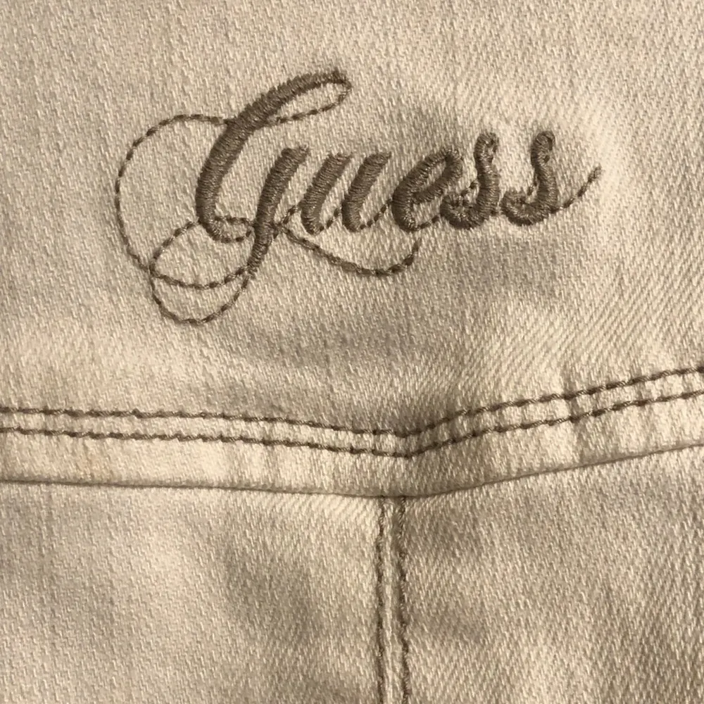 NEW  White Denim Sexy Trucker Jacket Large - Image 10