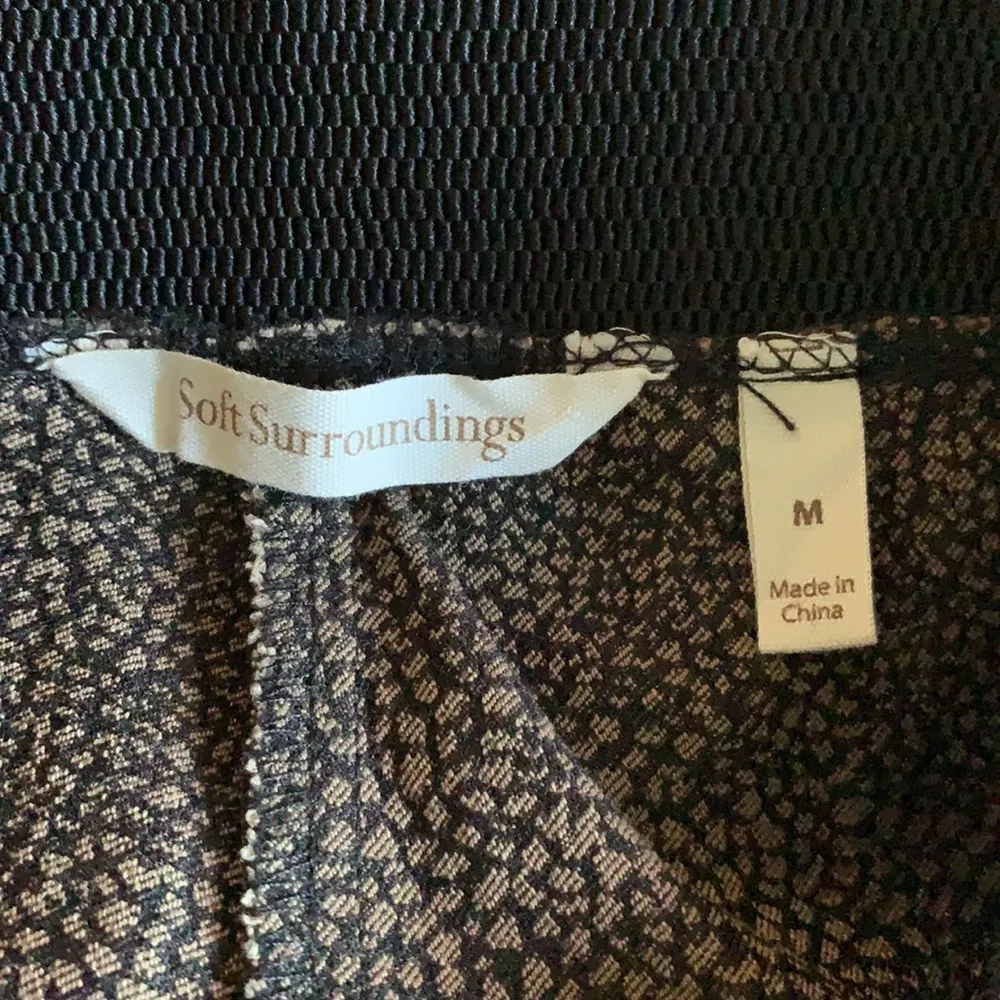 Soft surroundings Sassy Speckled Animal Print Leggings Pants W-048 Sz M - Image 6