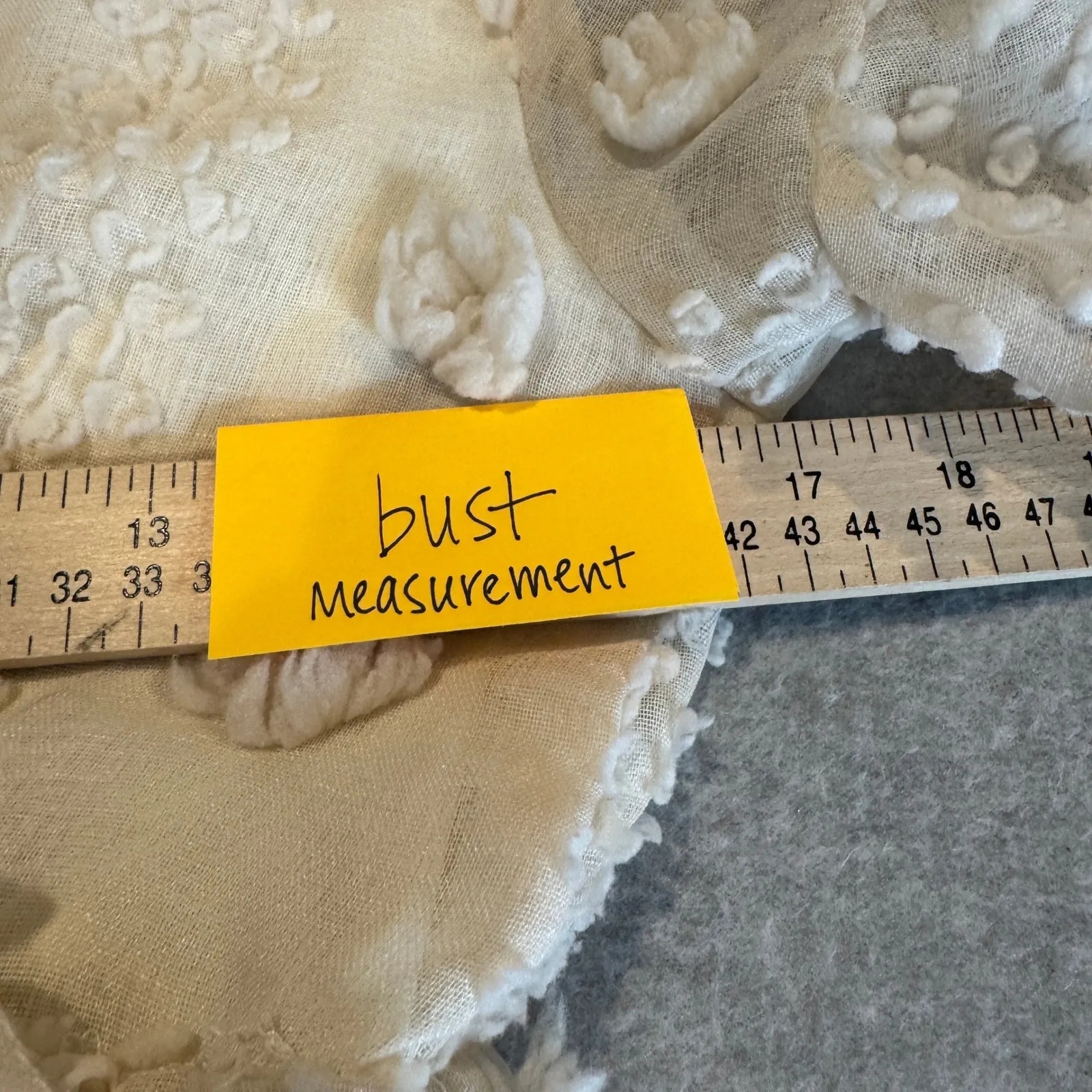 Bella Ella Dainty Wrap Mini Dress Women Small Cream Textured Floral Boho Cowgirl - Image 15