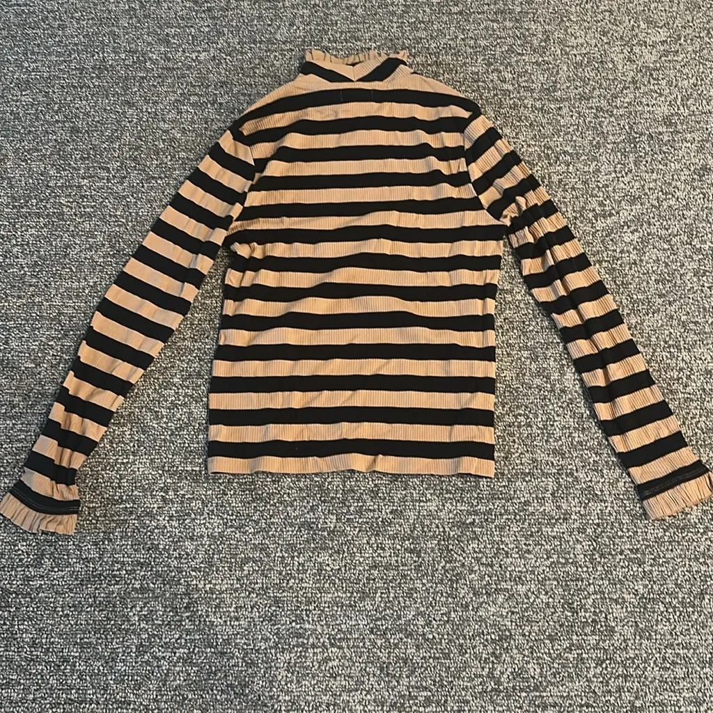 NWT JCrew Vintage Rib Ruffle Mockneck Tee in stripe Sz L - Image 10