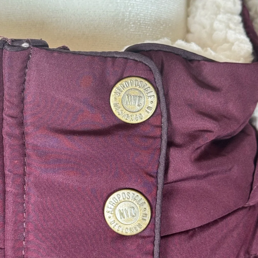 Aéropostale Sherpa Lined Y2K Puffer Vest Medium Burgundy Faux Fur Hood Winter - Image 4