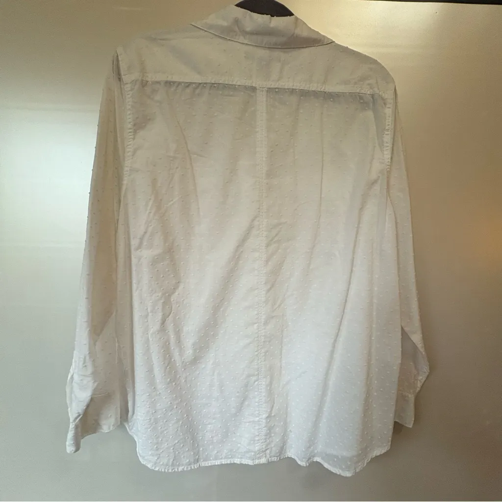 Tommy Bahama eyelet texture White Button-Up Blouse size XL - Image 6
